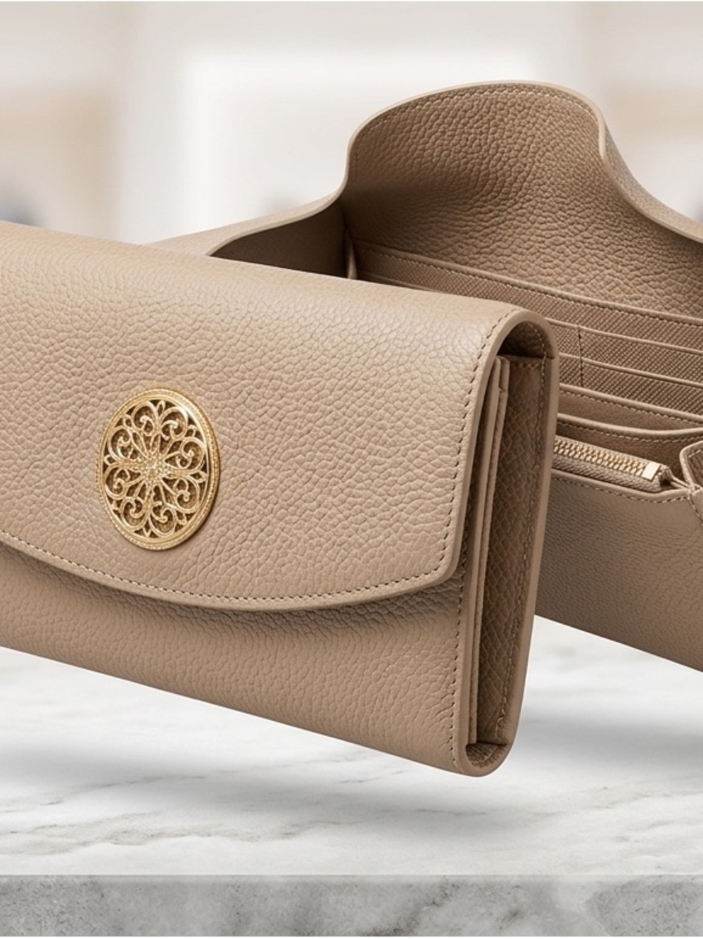 Unbranded Tan Pebbled Wallet • Dual ID Window Organizer Clutch